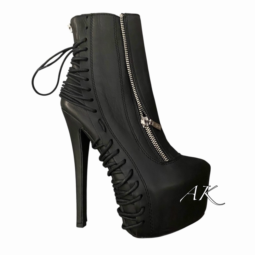 ZiGi NY Suspend Platform Ankle Bootie
ZiGiNY